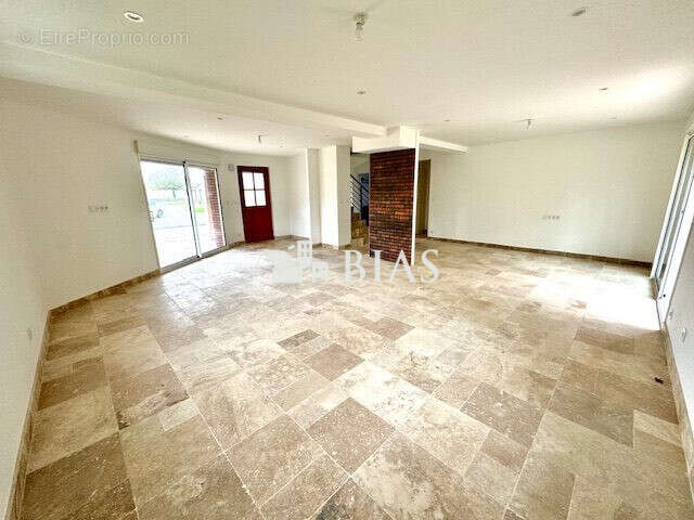 Maison à GOUSTRANVILLE