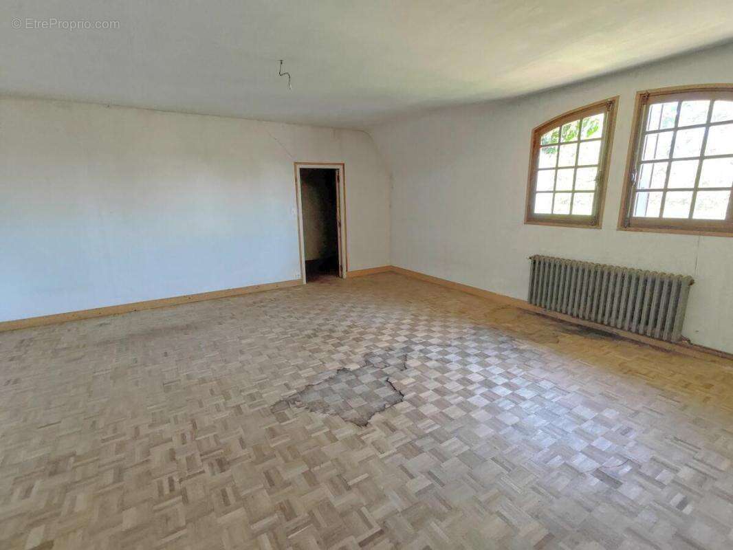 Maison à GARENNES-SUR-EURE