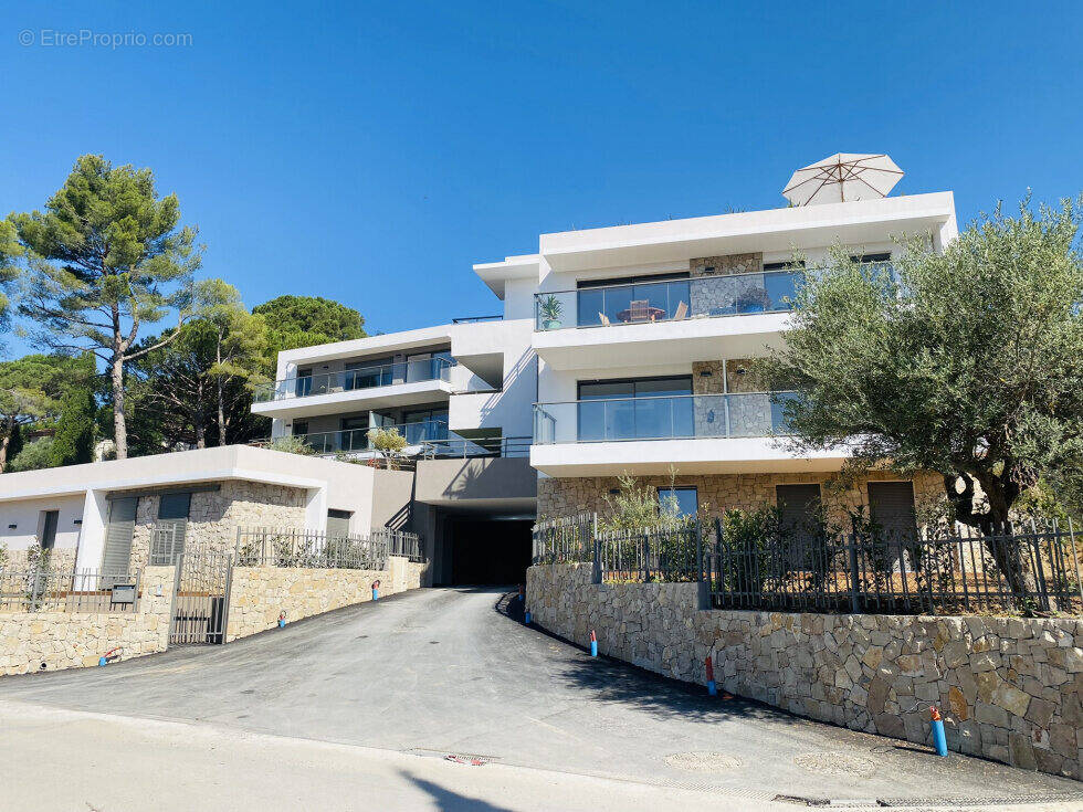 Appartement à VENCE