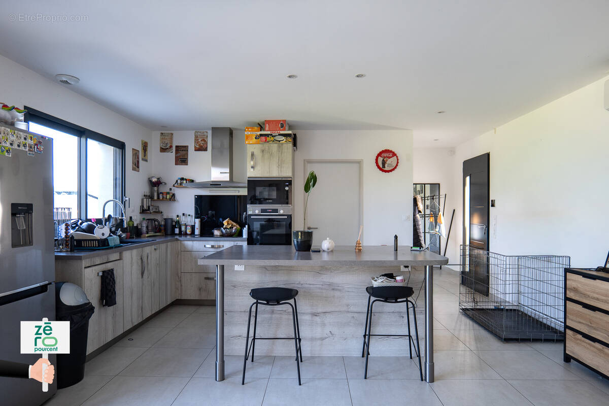 Maison à CHAILLE-LES-MARAIS