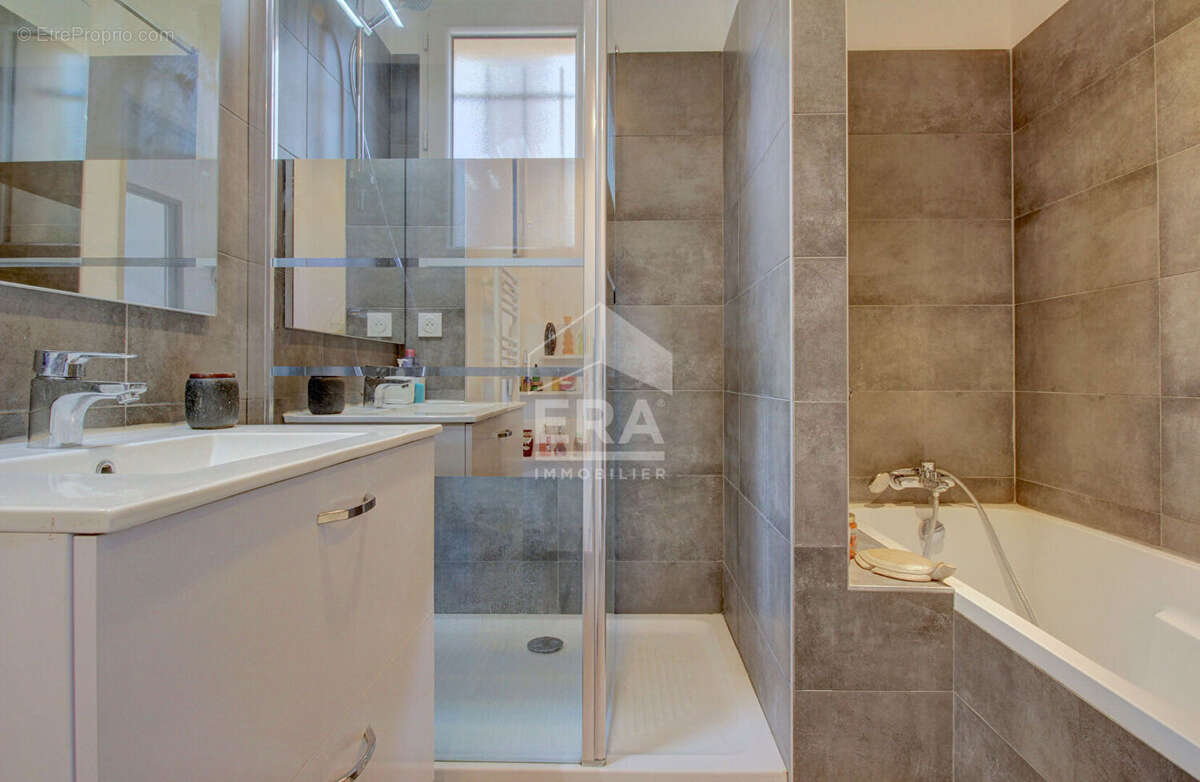 Maison à VILLELAURE