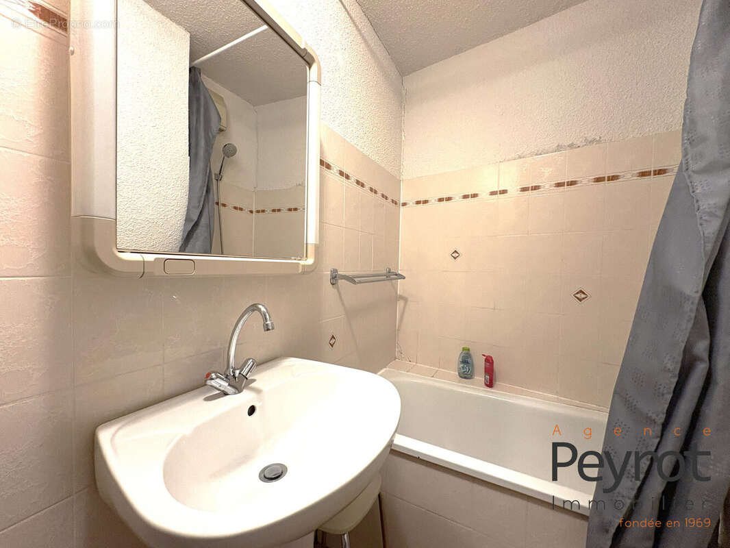 Appartement à FONT-ROMEU-ODEILLO-VIA