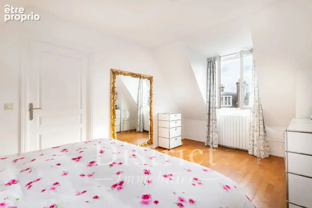 Fbg saint honore / parc monceau - duplex 134m² - dernier etage - photo 9