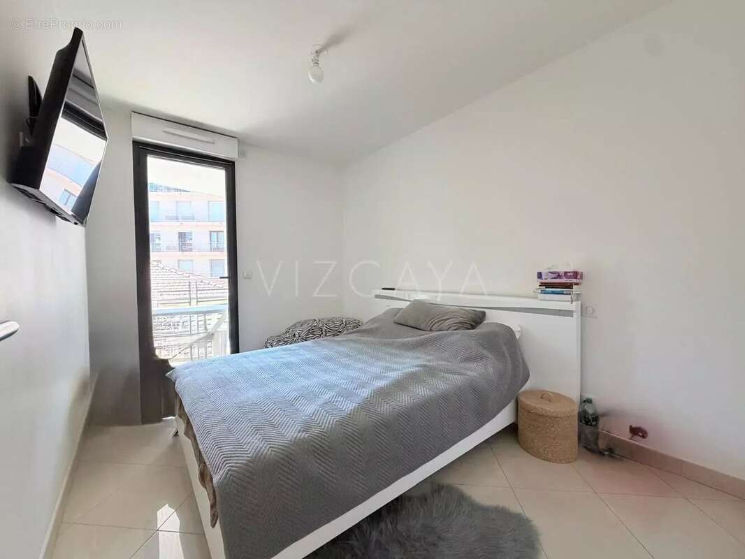 Appartement moderne de 3 pièces au centre d’Antibes - photo 7