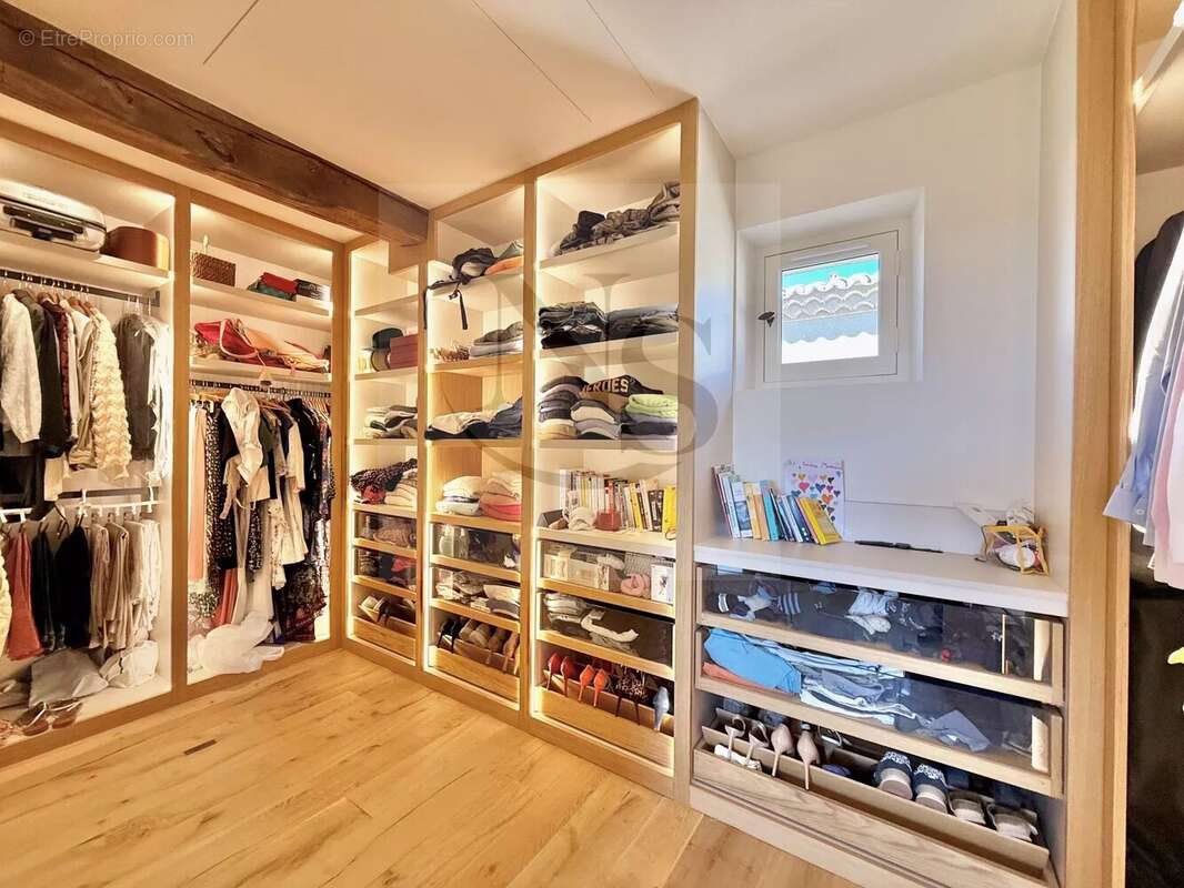 Maison à MAUSSANE-LES-ALPILLES