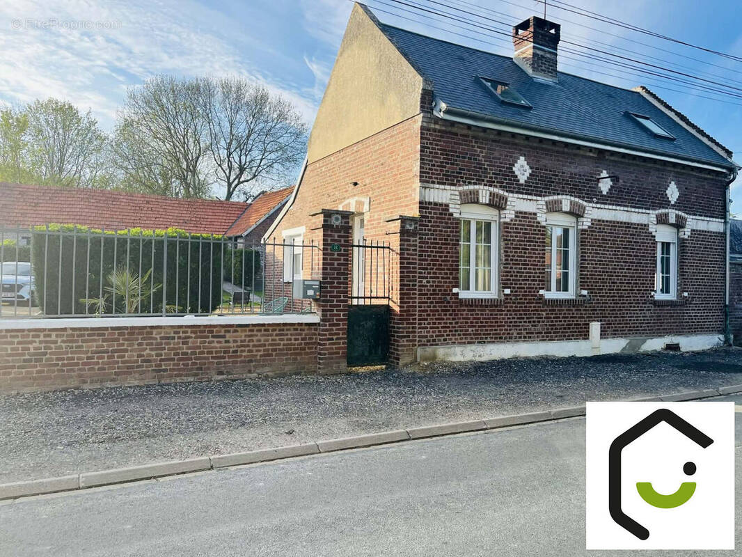 Photo 1 - Maison à REMAUGIES