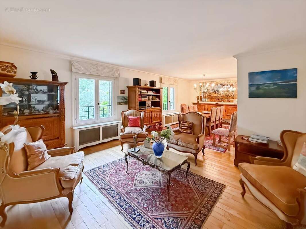 Maison à LIMEIL-BREVANNES