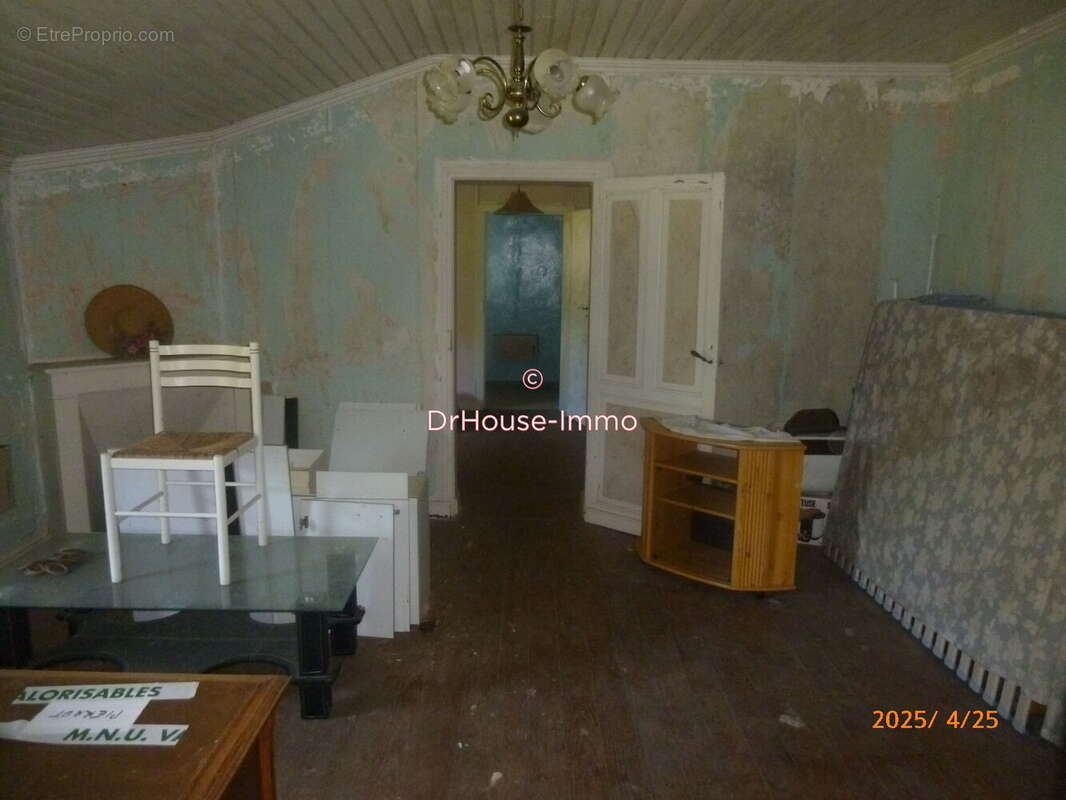 Maison à LONGUEVILLE