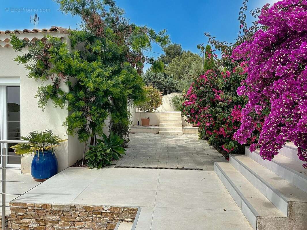 Photo 3 - Maison à BANDOL