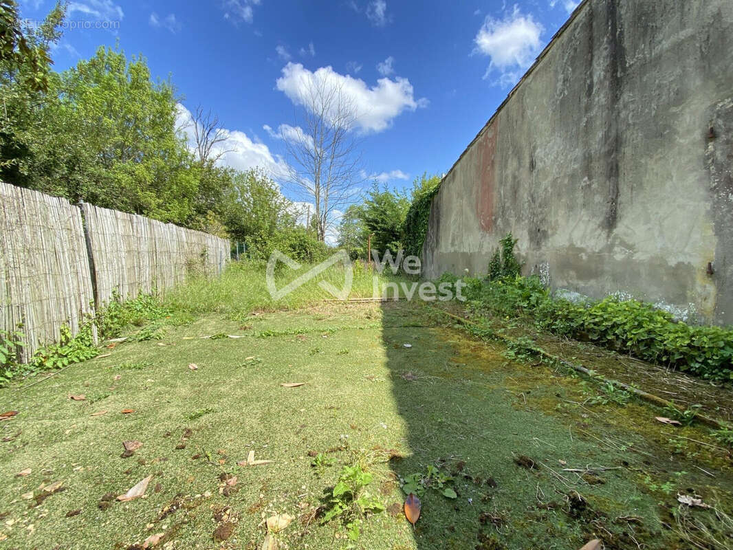 Maison 139 m² à Saint-Martin-Lacaussade  - photo 9