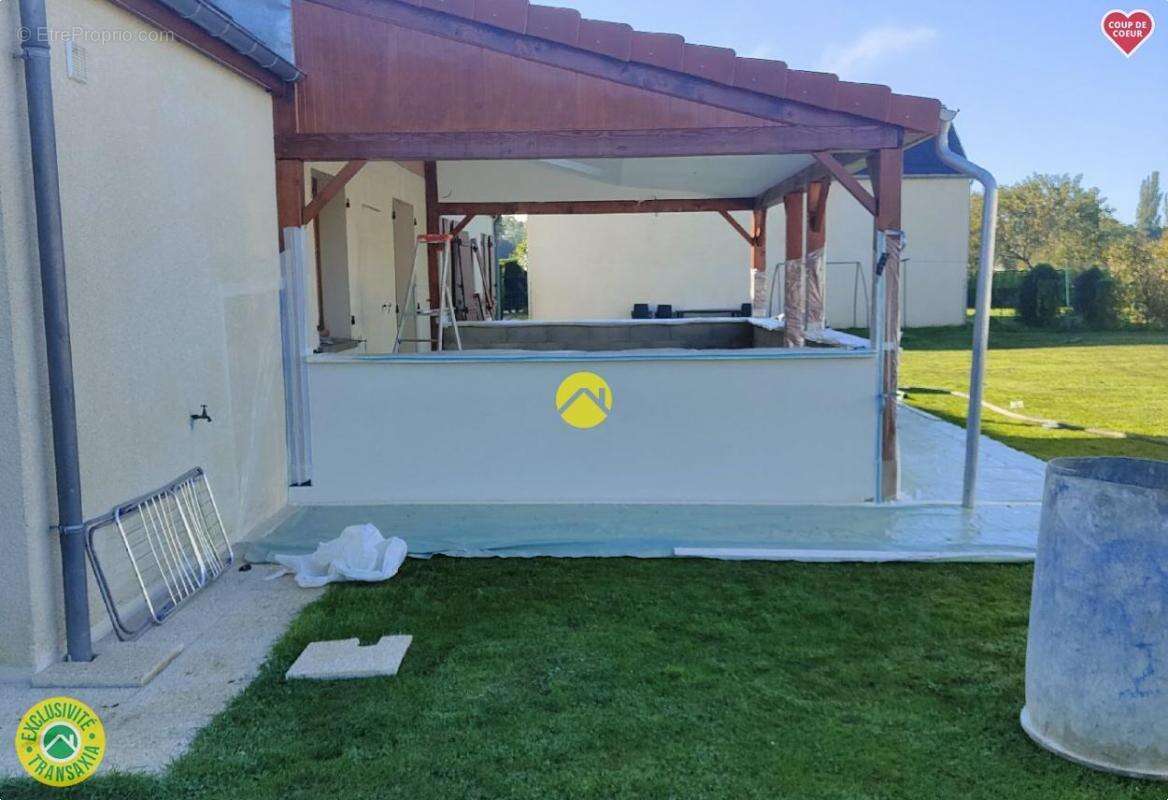 Maison à LA GUERCHE-SUR-L&#039;AUBOIS