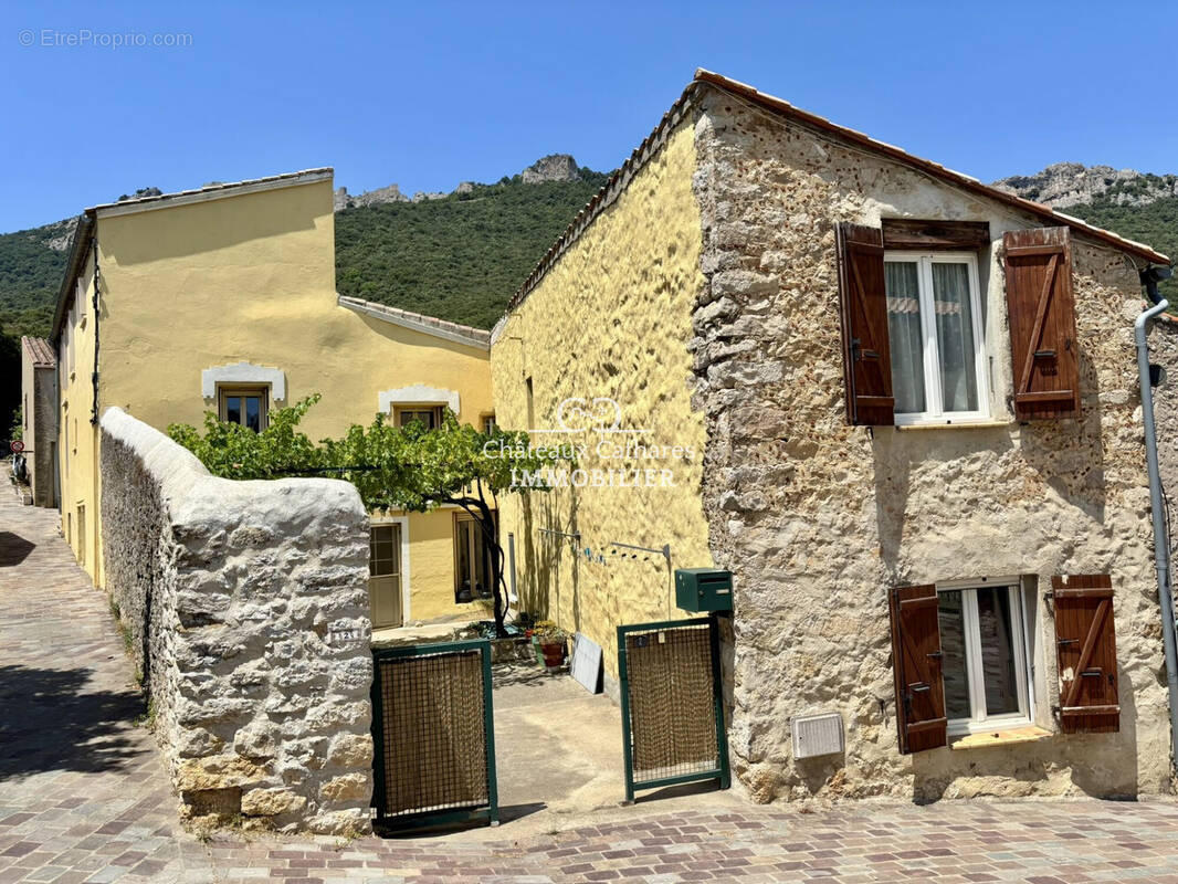 Maison 239 m² à Duilhac-Sous-Peyrepertuse  - photo 3