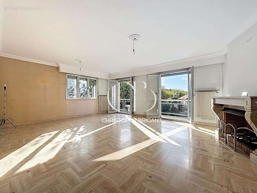 Maison à IVRY-SUR-SEINE