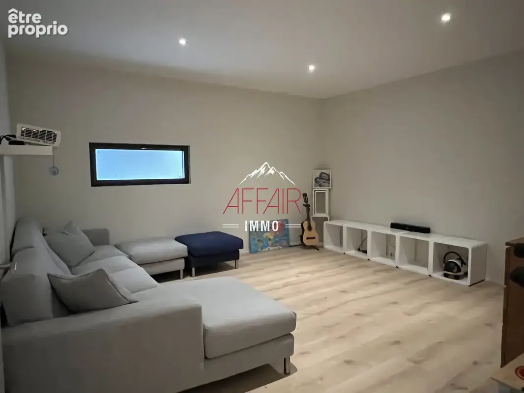 Maison de type 6 aux prestations de qualité, avec piscine - photo 23