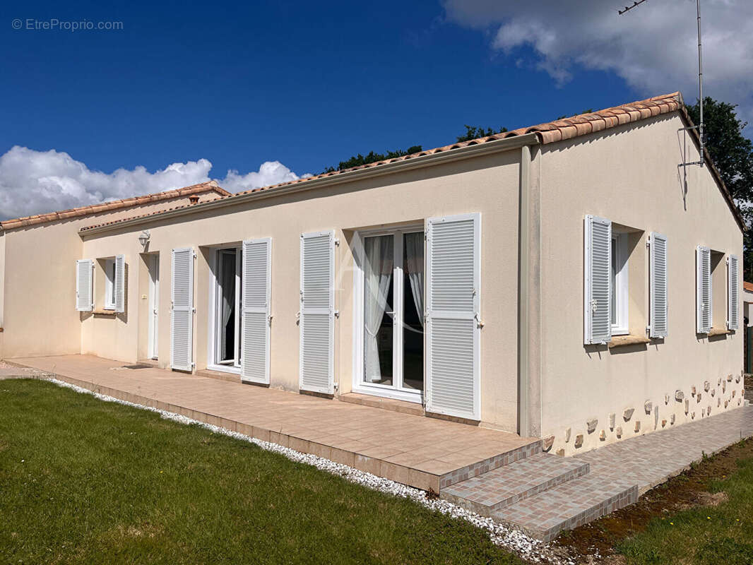 Maison à LA CHAPELLE-ACHARD