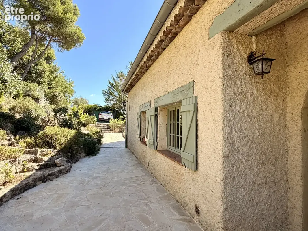 Villa 5 pièces Gattières proche vignoble saint jeannet - Vue Mer - photo 20