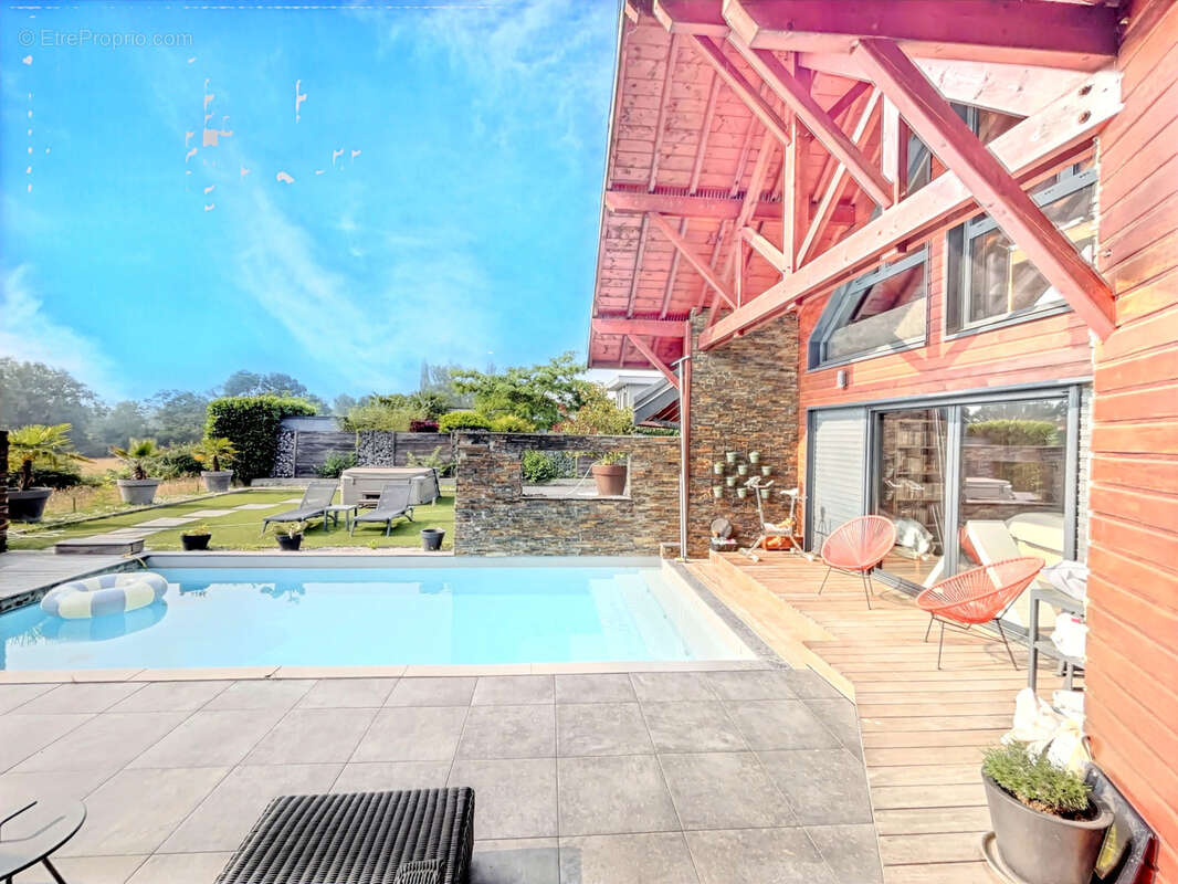 Maison à DRUMETTAZ-CLARAFOND