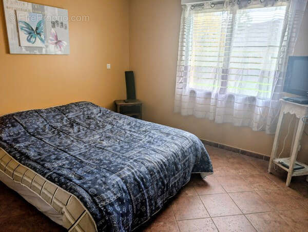 Maison à HORNOY-LE-BOURG