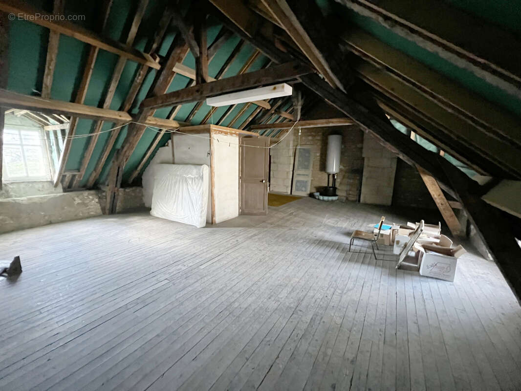 Maison à CHATELLERAULT