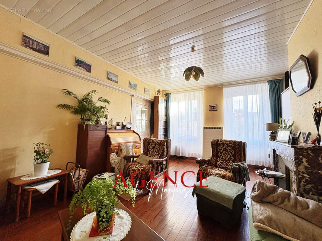 Maison à BRAY-SUR-SEINE