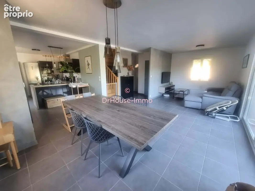 Maison 6 pièces 147 m² à vendre à Saint-Sulpice (81370) - photo 3