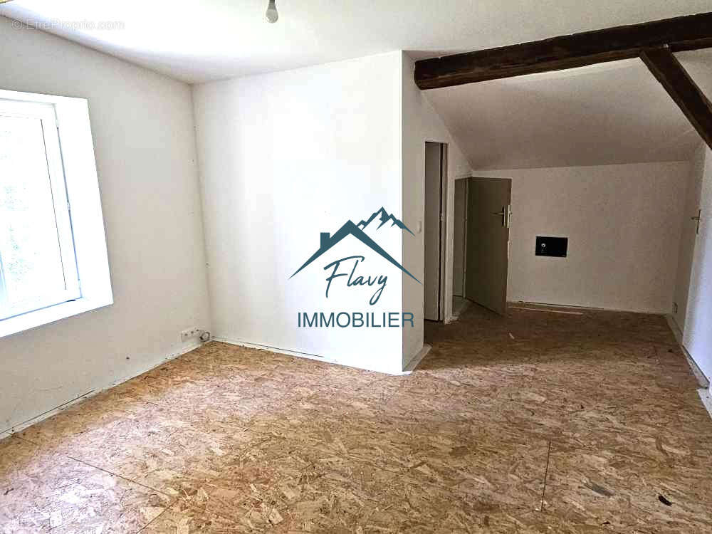 Maison à GRANDVILLERS