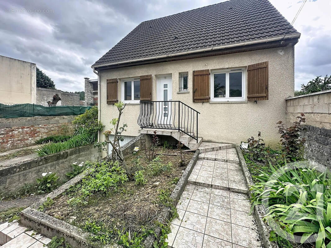 Maison à GARGES-LES-GONESSE