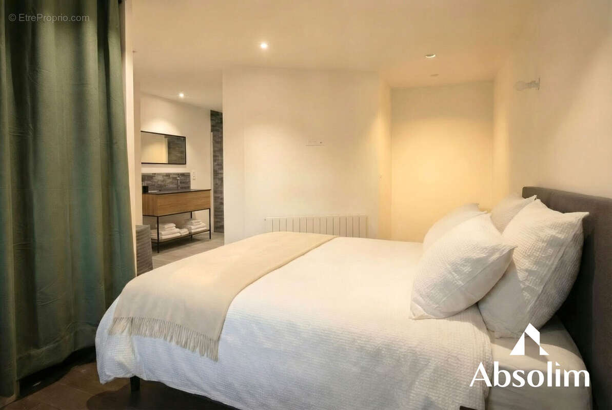Maison 164 m² à Beauvau  - photo 7