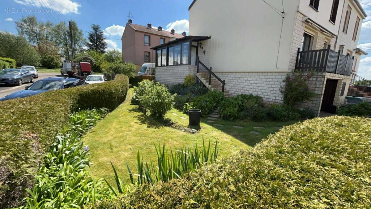 Maison à LONGUYON