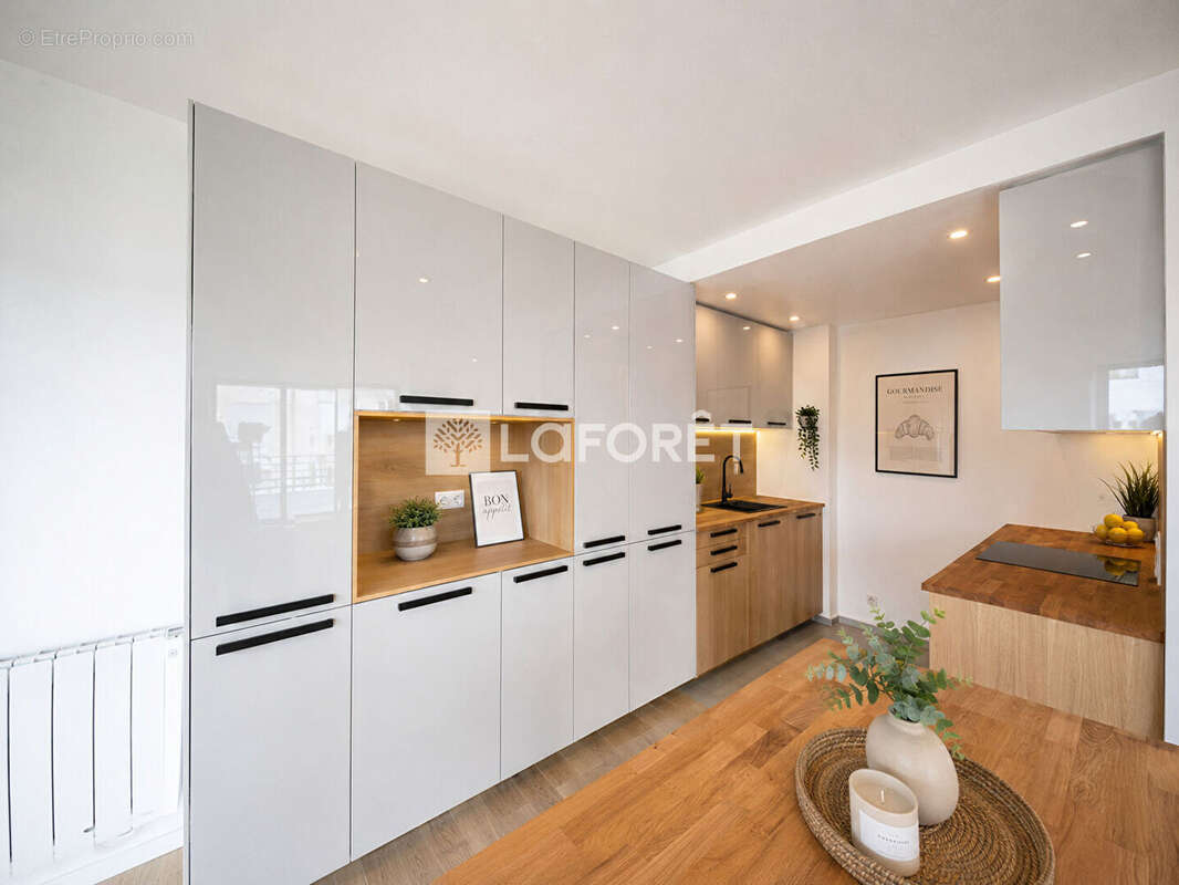 Appartement à SURESNES