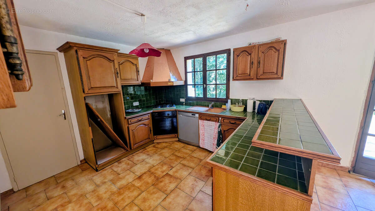 Maison à LAROQUE-DES-ALBERES