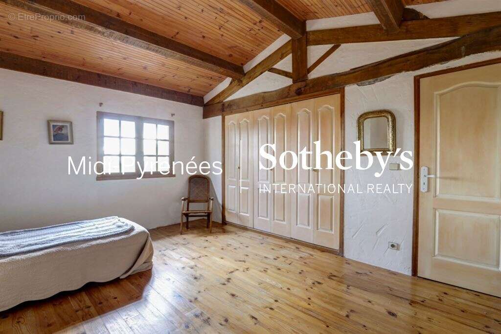 Maison à CESTAYROLS