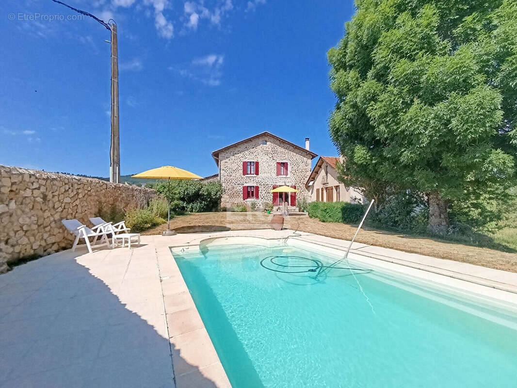 Maison 272m² à saint-arcons-de-barges - photo 10
