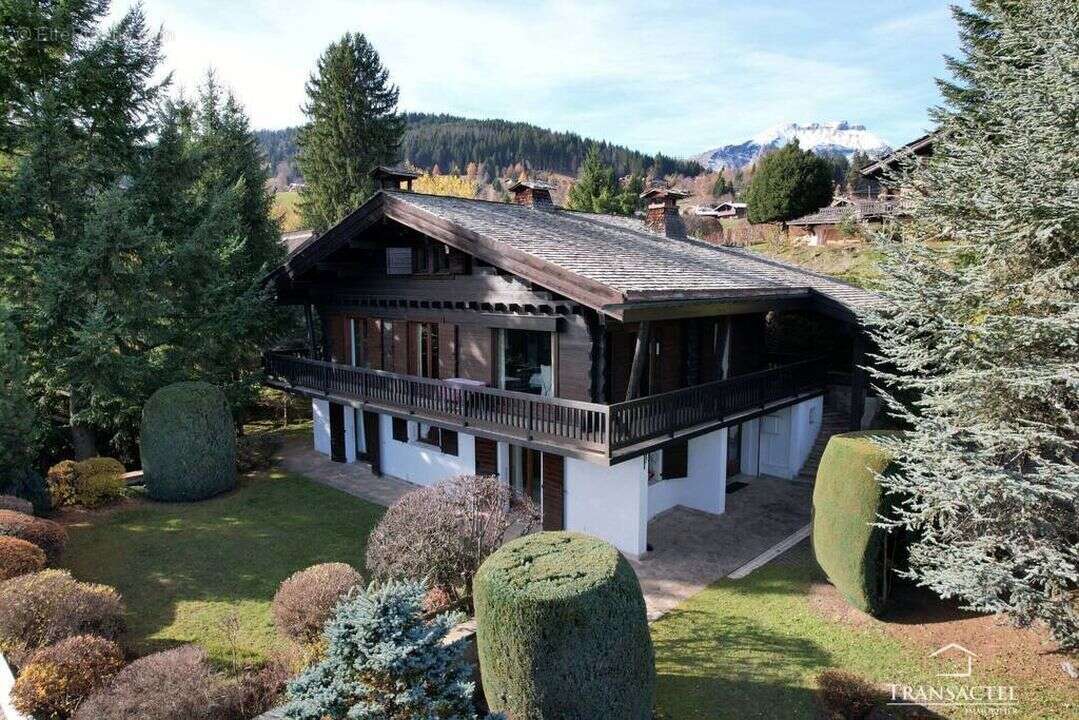 Maison à COMBLOUX