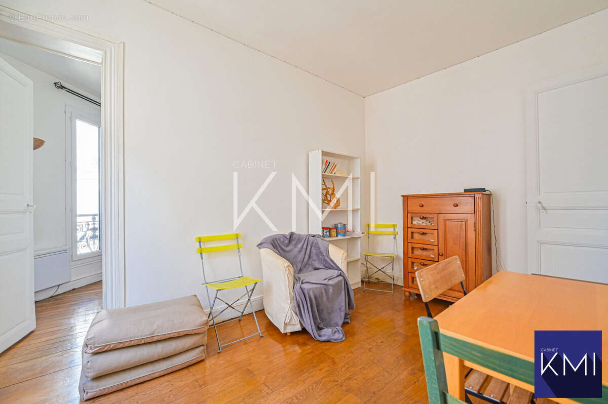 Appartement à PARIS-11E