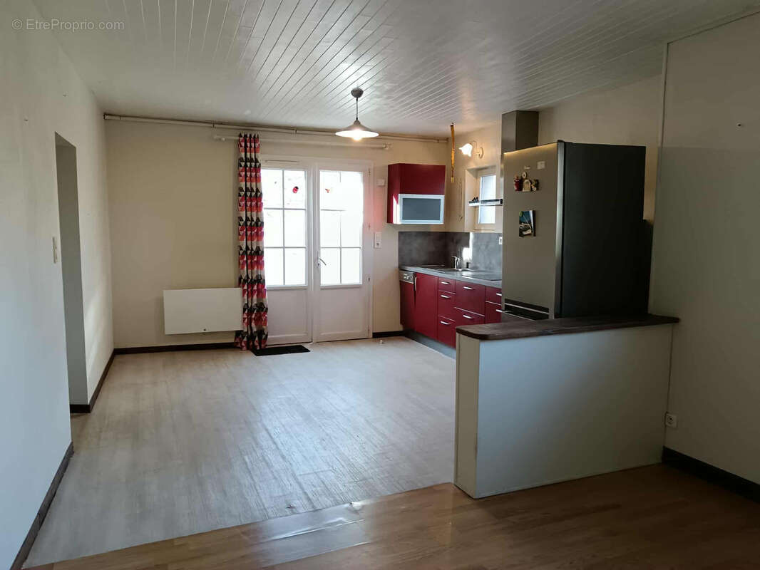 Maison à CEAUX-EN-COUHE