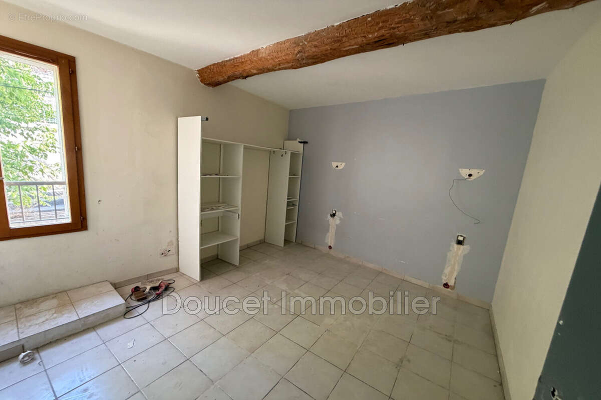 Appartement 206 m² à Murviel-Les-Beziers  - photo 2