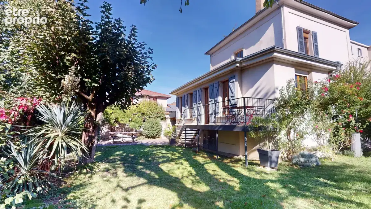 Maison individuelle avec jardin, garage et appartement 3 pièces indépendant - GRENOBLE - photo 8