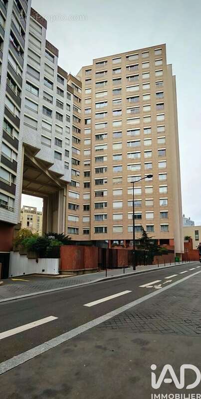 Photo 2 - Parking à PARIS-14E