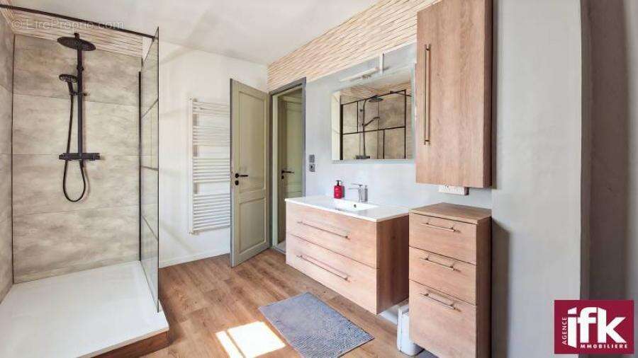 Sundhoffen : Maison de 150m² avec 4 chambres et piscine - photo 18