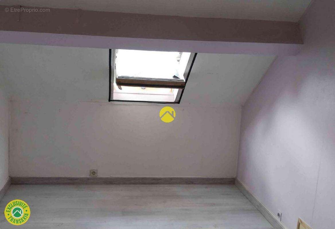 Maison à GROSSOUVRE