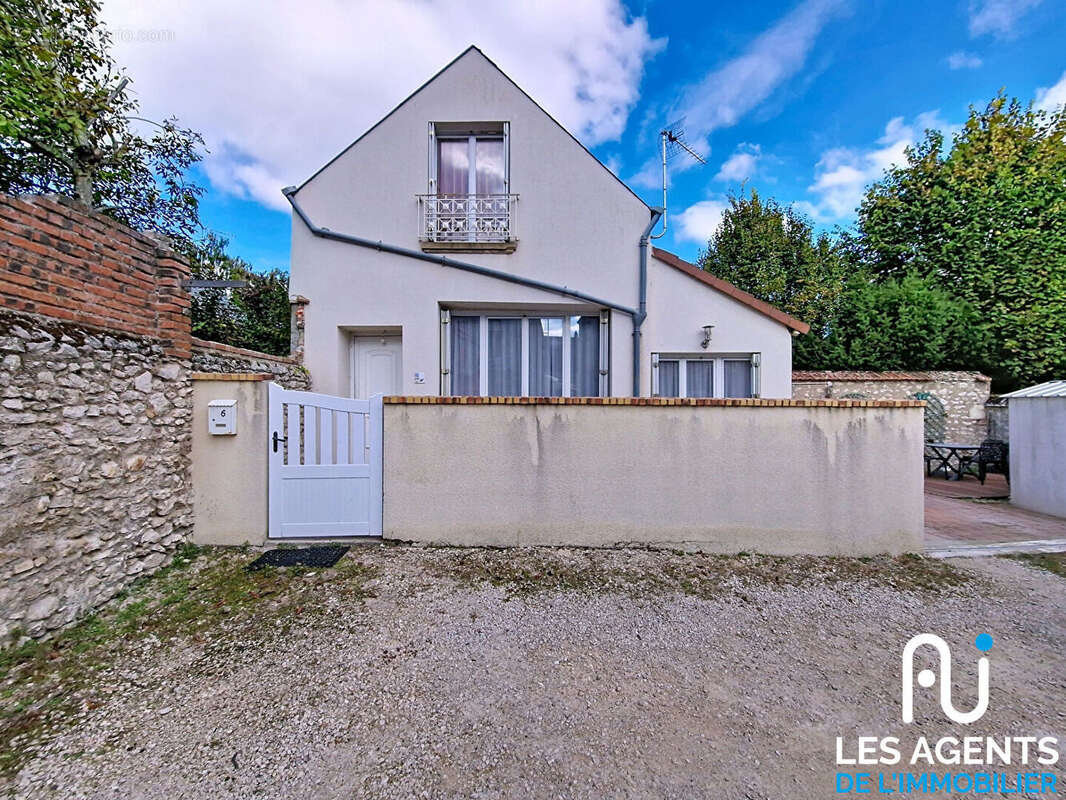 Maison à MEUNG-SUR-LOIRE
