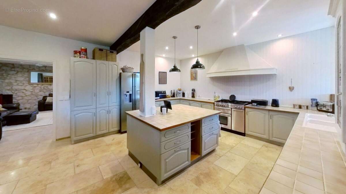 Maison à PARDAILLAN