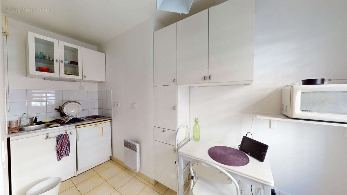 Appartement à PARIS-19E