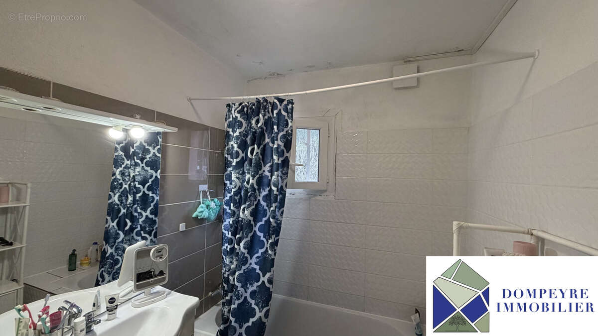 Villa T3 avec véranda à rénover à Cotignac   Beau potentiel - photo 8