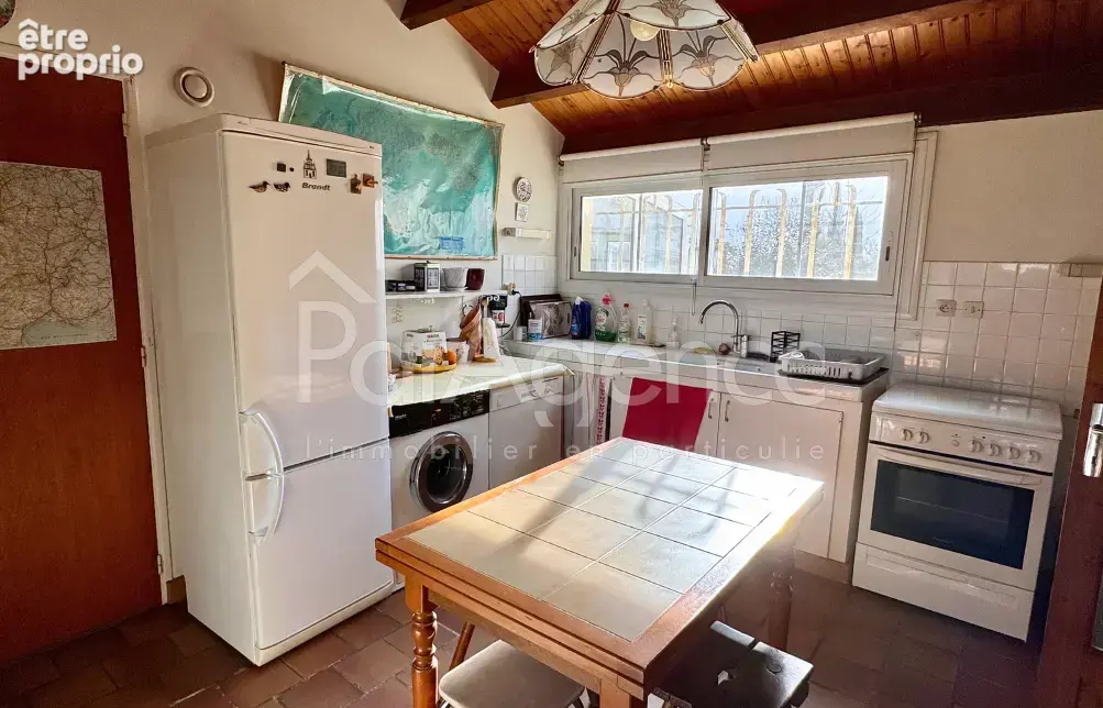 Maison avec grande dépendance et deux garages - Vaux-sur-Mer - photo 11