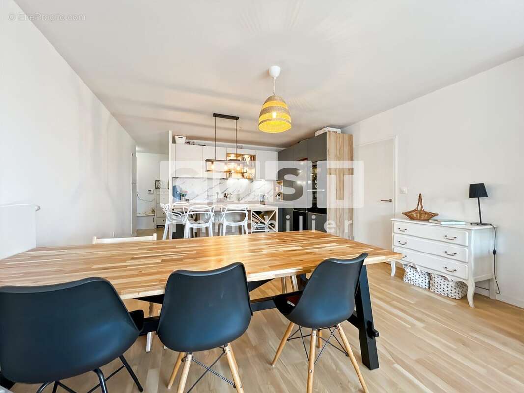 Appartement à ASNIERES-SUR-SEINE