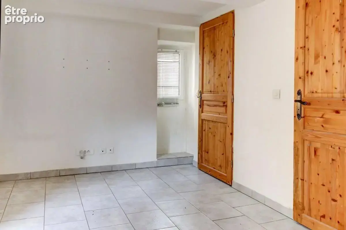 Maison de village en très bon état - ROQUESTÉRON - photo 4