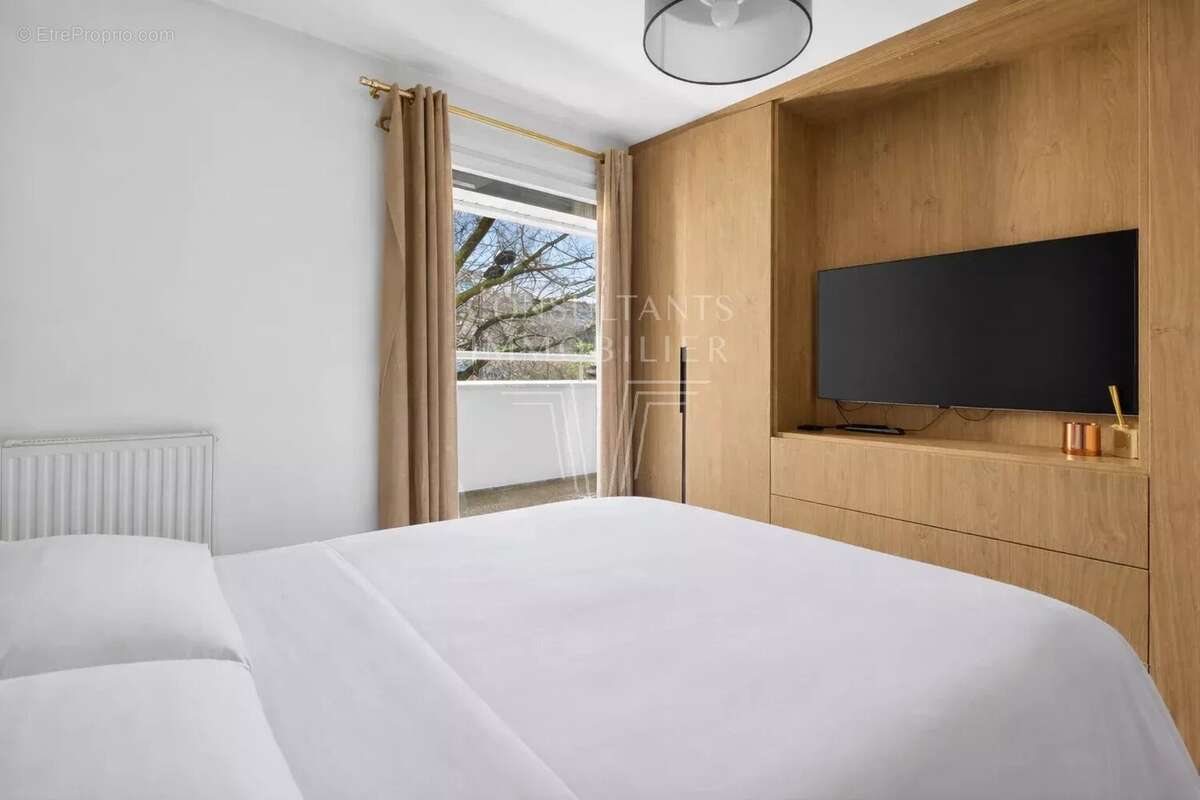 Appartement à LEVALLOIS-PERRET