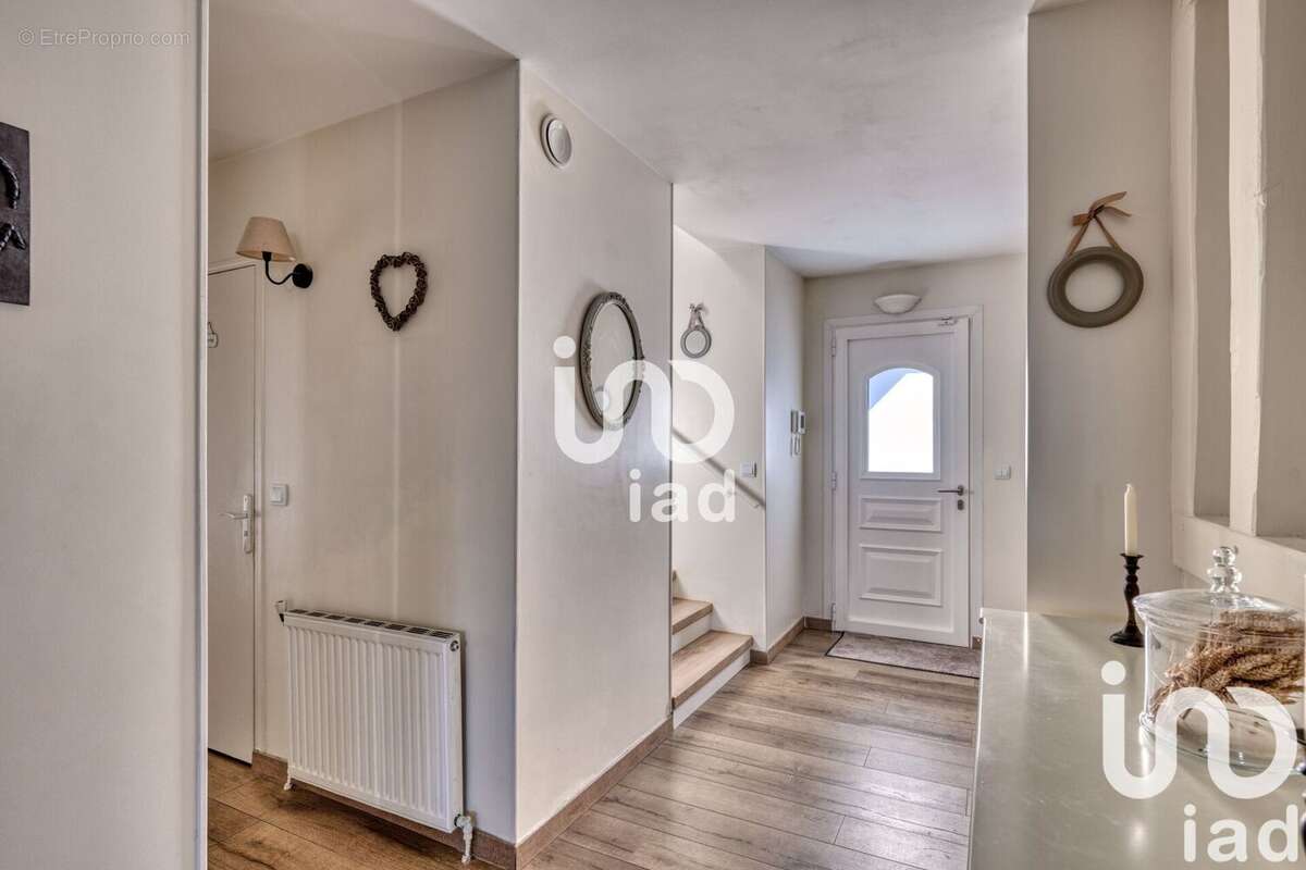 Photo 2 - Maison à LAGNY-SUR-MARNE